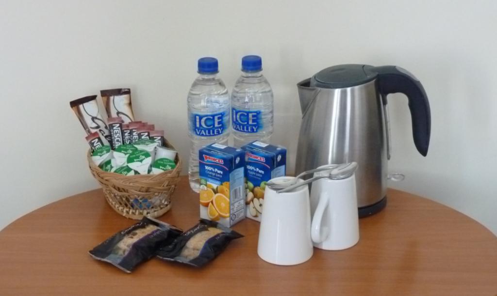 Apollo Guest House هاستَنغ المظهر الخارجي الصورة